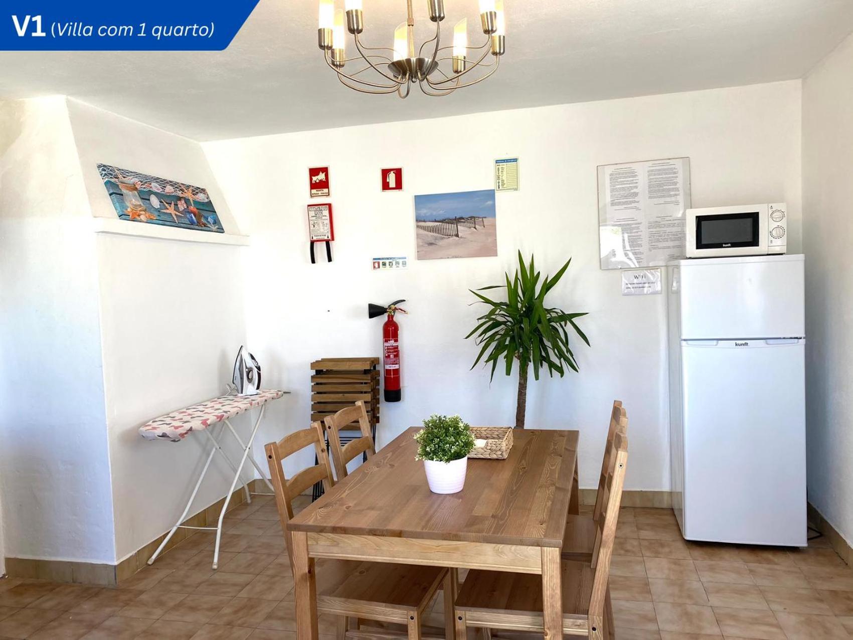 W.H.House Apartment Atouguia Da Baleia Exterior foto